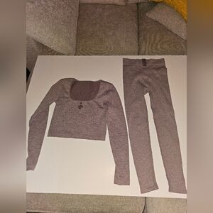Fabletics Lavender Long Sleeve Crop Top and Leggings Set/ Lounge/ Sleepware